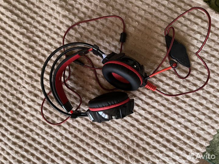 Игровые наушники