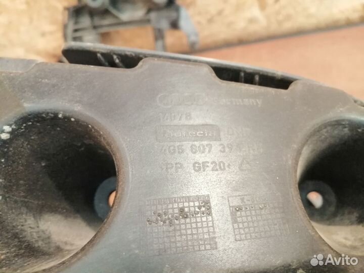 Направляющая заднего бампера audi A6C7 2011-2018