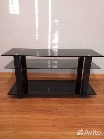 Стеклянная тумба