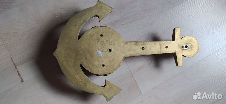 Барометр настенный