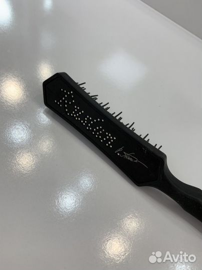 Расческа Руслана Татьянина