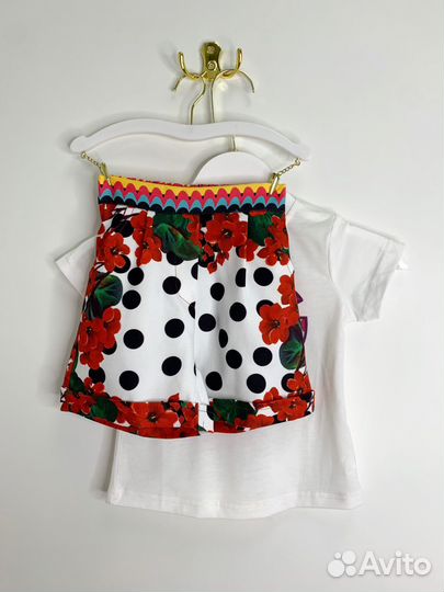 Костюмы с шортами для девочки