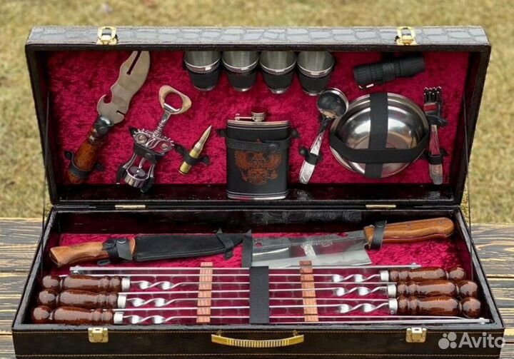 Набор шампуров в чемодане 