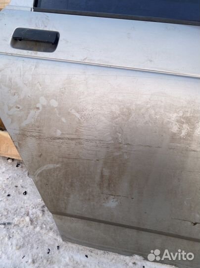 Задняя правая дверь Ваз 2111