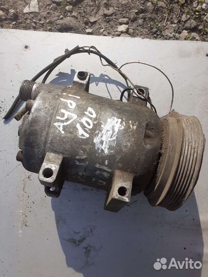 Компрессор кондиционера Audi 100