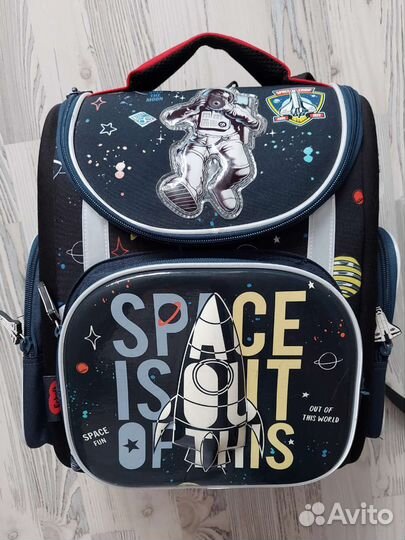 Рюкзак школьный