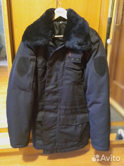 Женский бушлат полиции