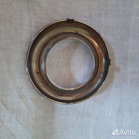 Накладка противотуманной фары RAV4 2011 год