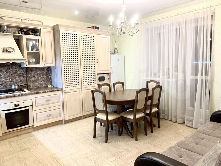 Дом 200 м² на участке 15 сот.