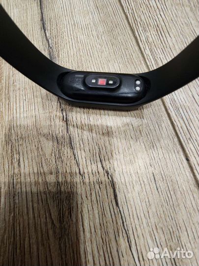 Фитнес браслет xiaomi mi band 4