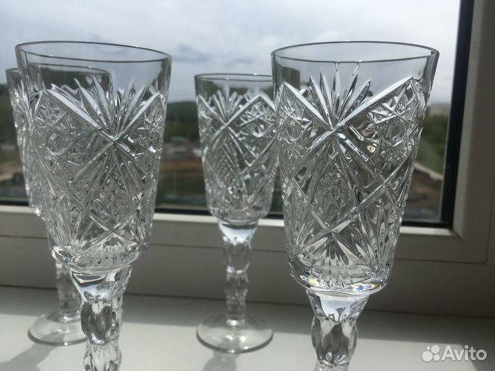 Хрустальные бокалы для шампанского