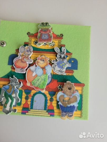 Мягкая развивающая книжка из фетра на липучках