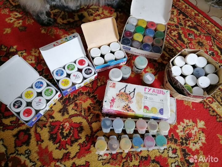 Гуашь художественная