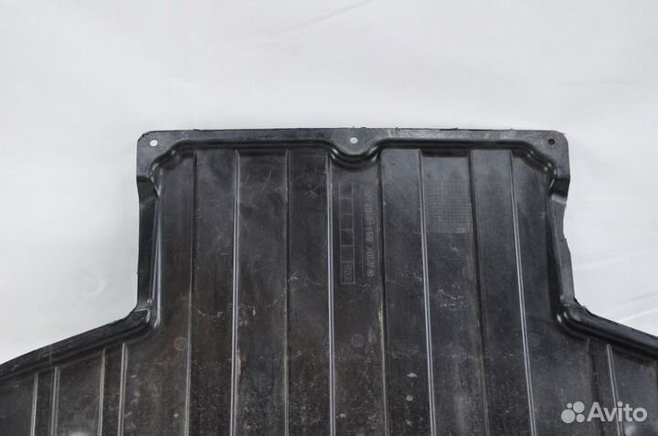 Б/У Б/У Защита двс Mercedes A2975245200 бу