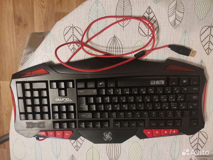 Игровая клавиатура с подсветкой