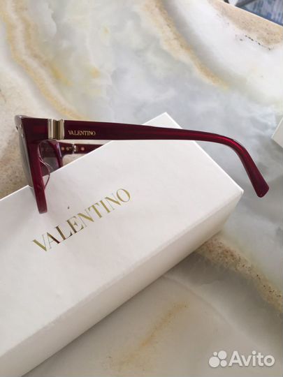 Солнечные очки оригинал Valentino