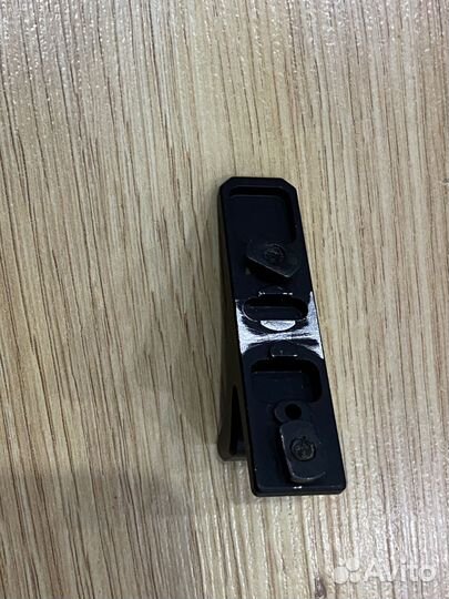 Кронштейн Кронштадт m lok