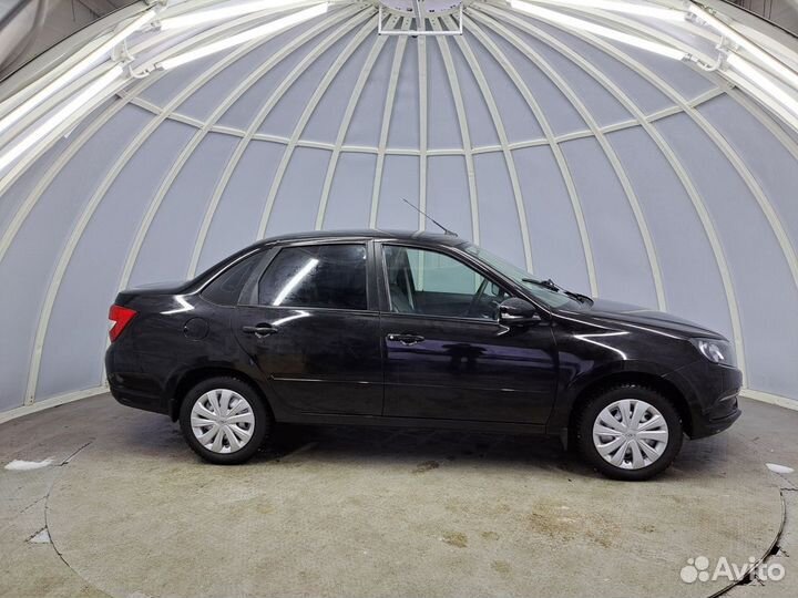 LADA Granta 1.6 МТ, 2022, 15 589 км