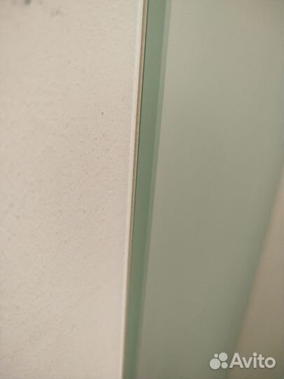 Шторка в ванную стекло