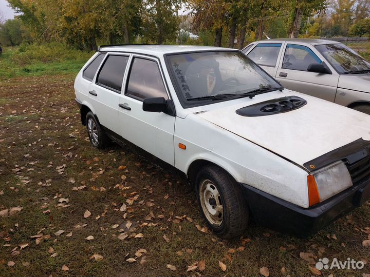 ВАЗ 2109 1.5 МТ, 1999, 100 000 км