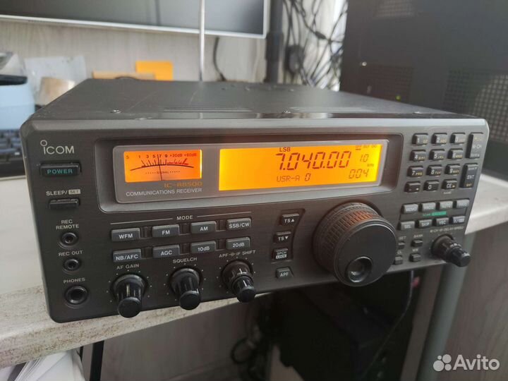 Радиолюбительский приемник icom R8500