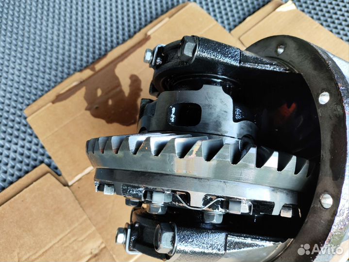 Редуктор задний Toyota LC Prado 120 411103D550