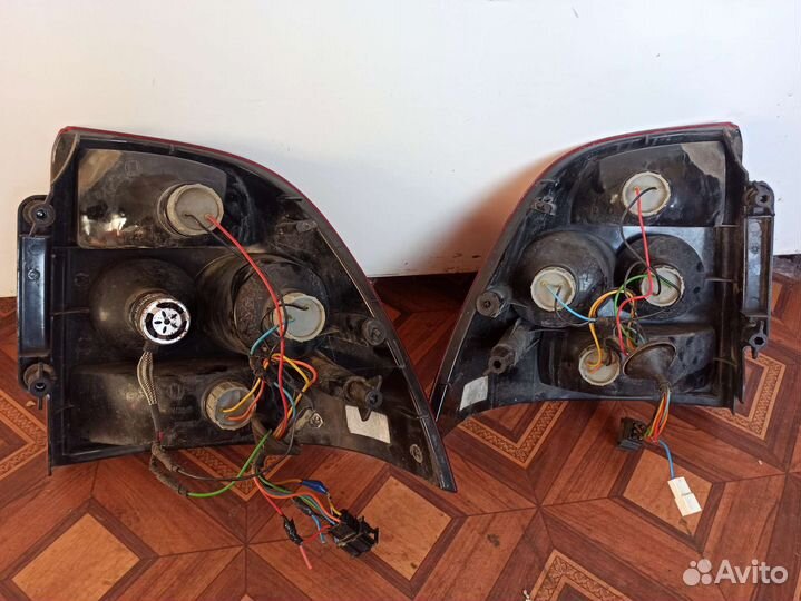 Задние фонари Приора