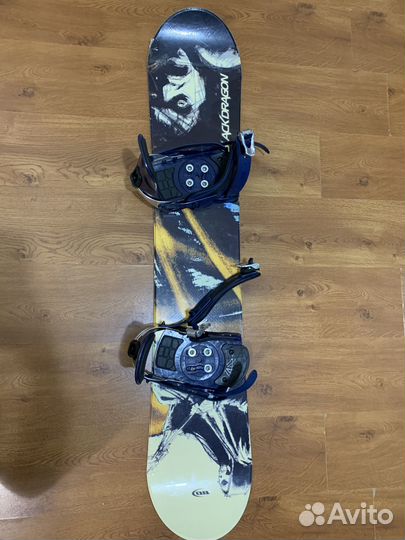 Продам сноуборд С креплениями