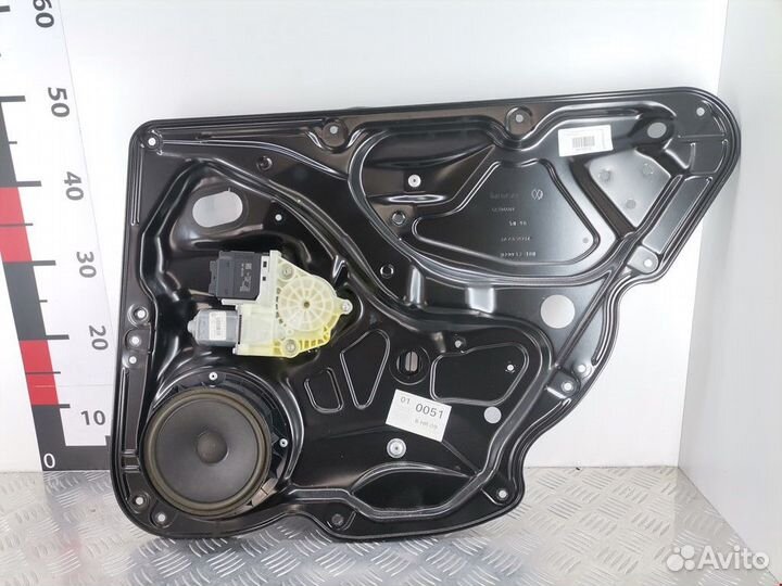 Стеклоподъемник электрический задний правый