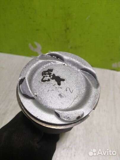 Поршень с шатуном Сузуки Балено 98-07