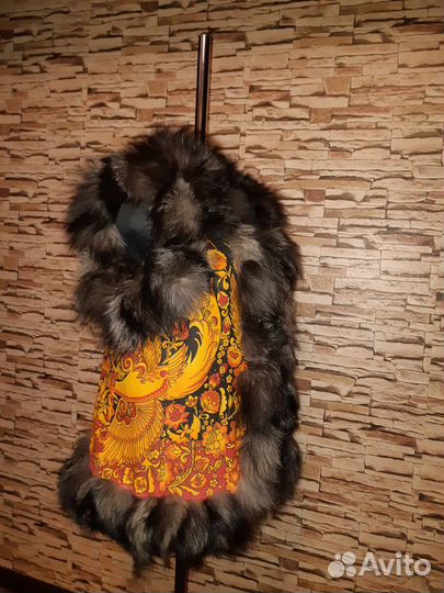 Меховая жилетка