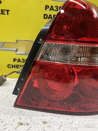 Задний правый фонарь chevrolet aveo
