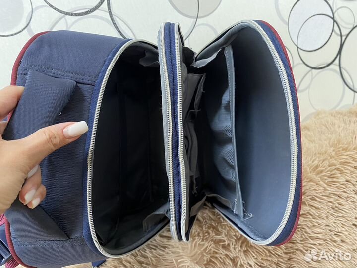Школьный рюкзак