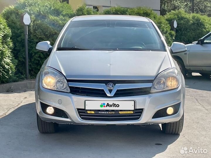 Opel Astra 1.8 AT, 2011, 146 188 км