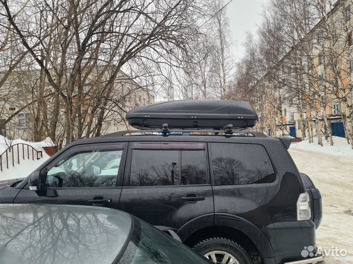 Автобокс на крышу авто с рейлингами