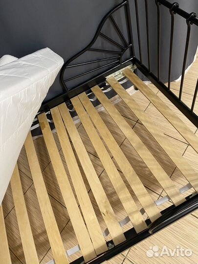 Детская кровать IKEA раздвижная Миннен