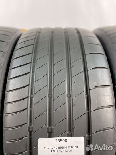 Bridgestone Potenza S005 235/35 R19 93Y