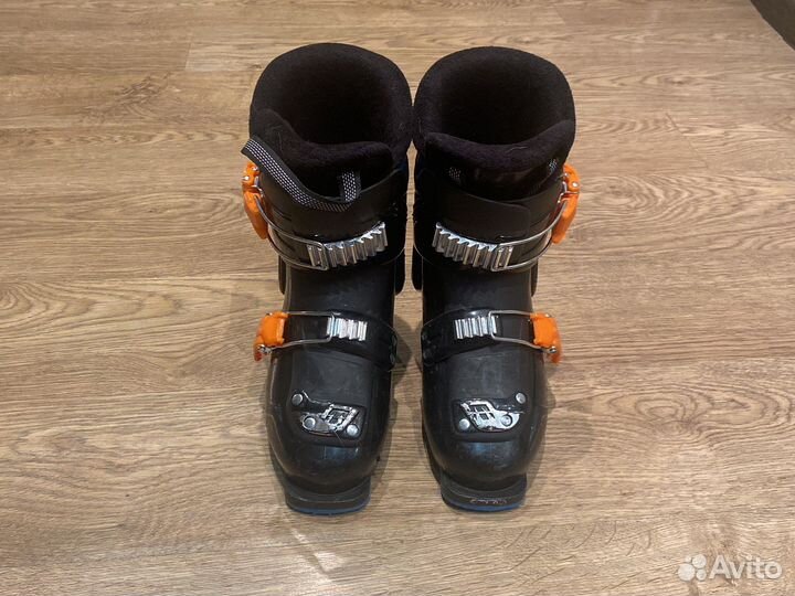 Лыжные ботинки детские