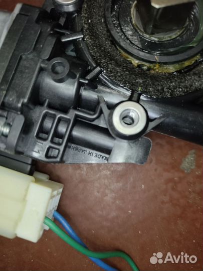 Моторчик стекла infiniti m35 fuga y50 перед лев
