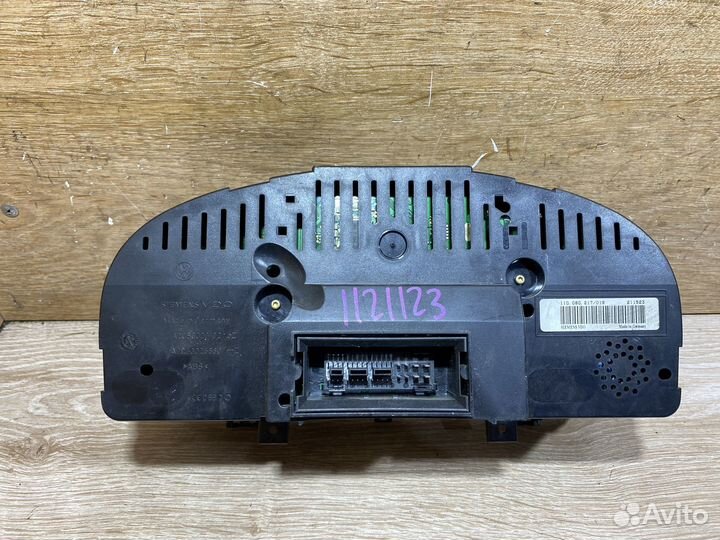 Панель приборов Volkswagen Touran 1 дизель 1121123