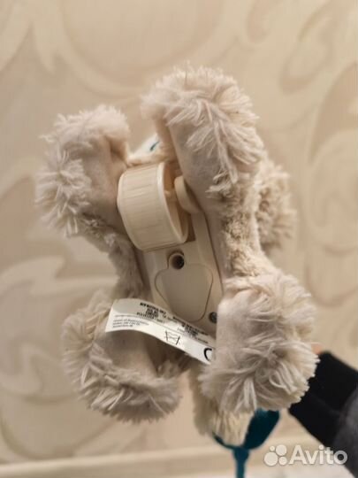 Игрушка на поводке