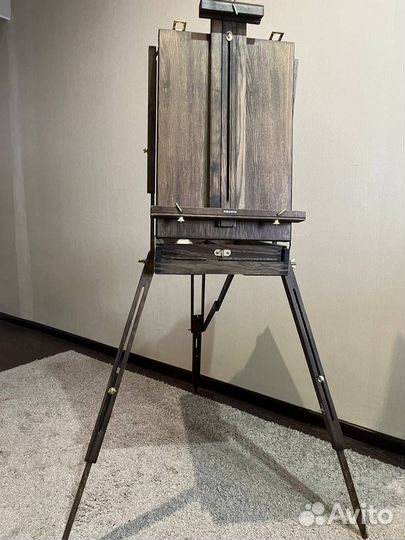 Этюдник Малевичъ, мольберт