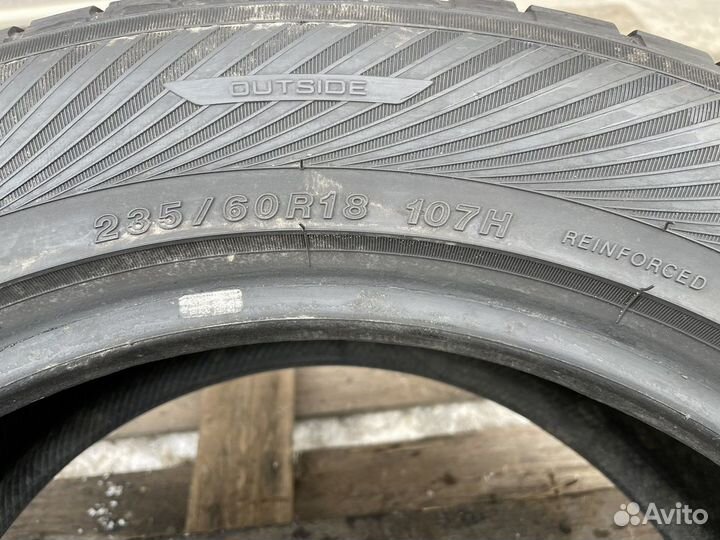 Yokohama W.Drive 235/60 R18