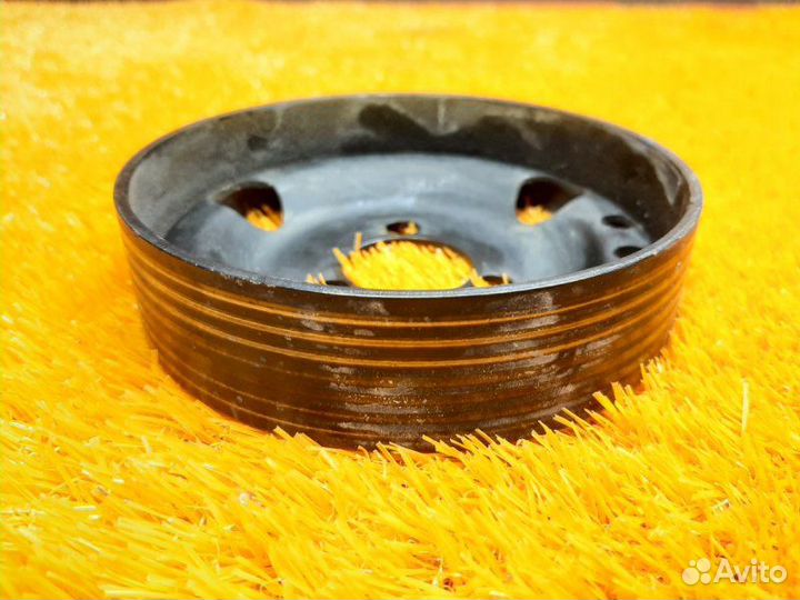 Шкив помпы Volkswagen Touareg 7L BMV 2005