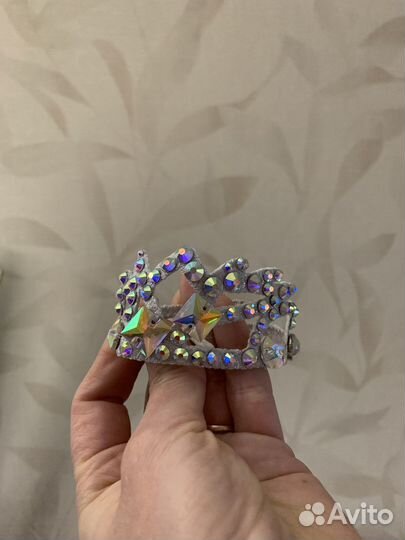 Украшение на пучок для художественной гимнастики