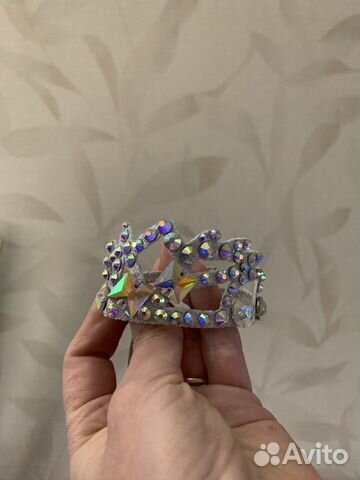 Украшение на пучок для художественной гимнастики