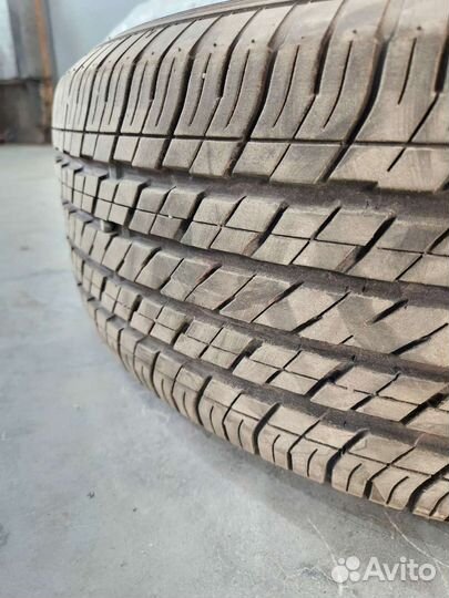 Yokohama Avid S34B 235/55 R17 104T