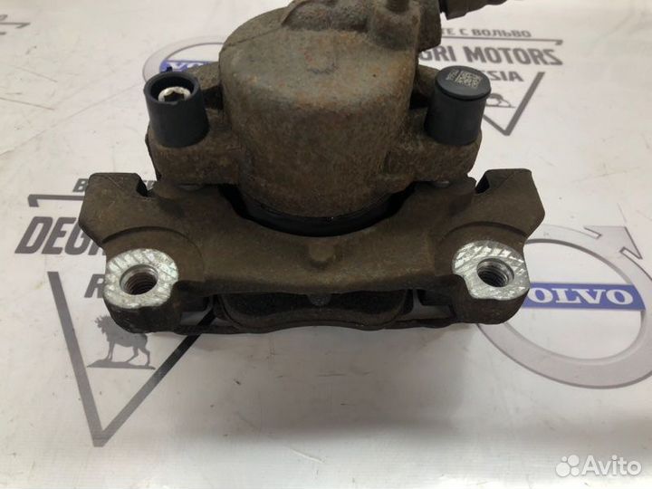 Суппорт передний левый Volvo S60 S80 V60 XC60 07