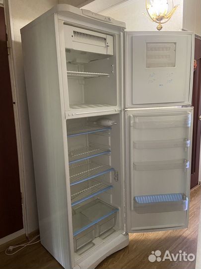 Холодильник
