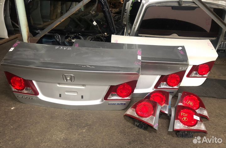 Крышка багажника Honda Civic 4D